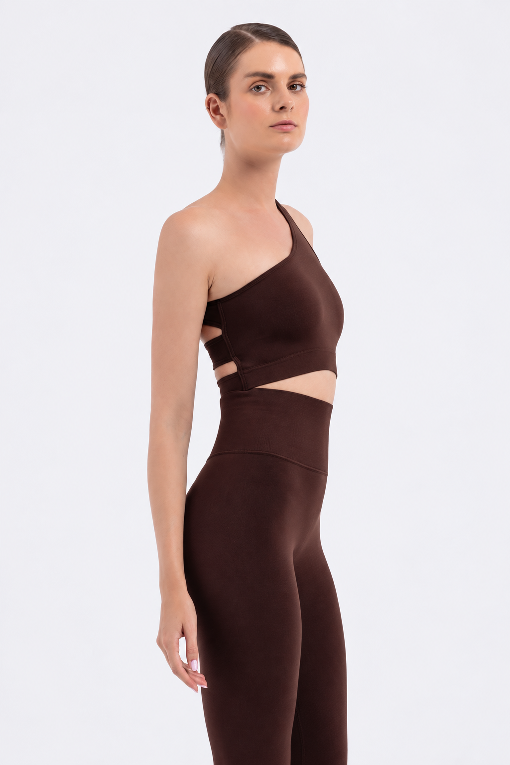 Arkası asimetrik tek omuz croptop