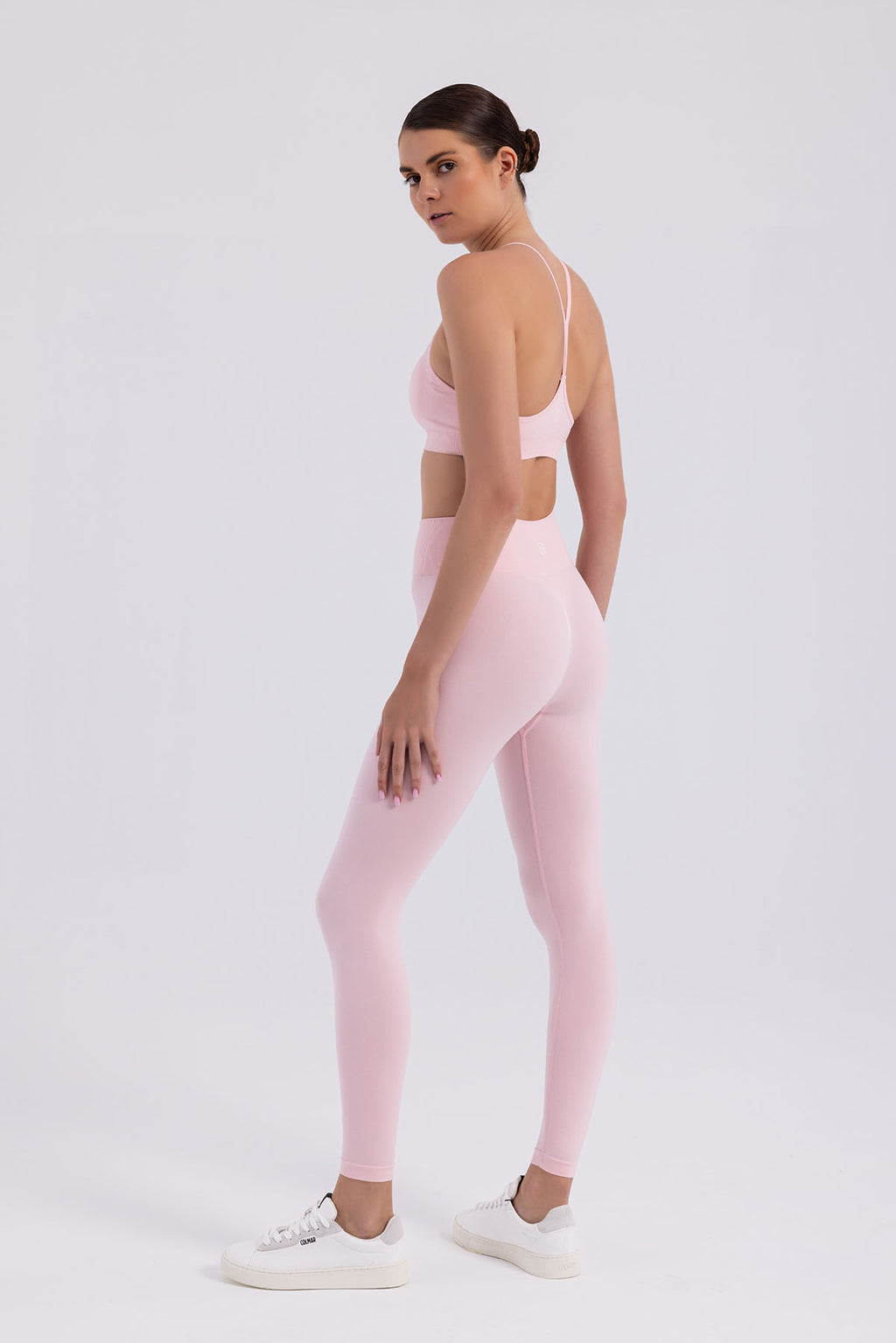 AÇIK PEMBE
