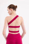 Arkası asimetrik tek omuz croptop